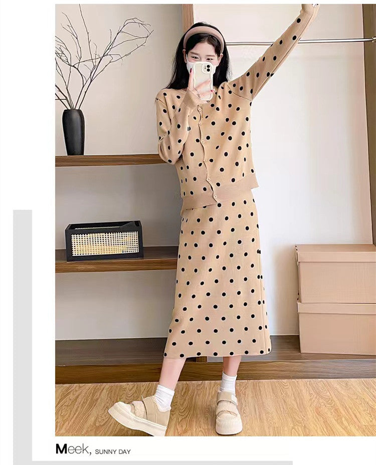 【Set】ドット柄ニット2点セット W14108