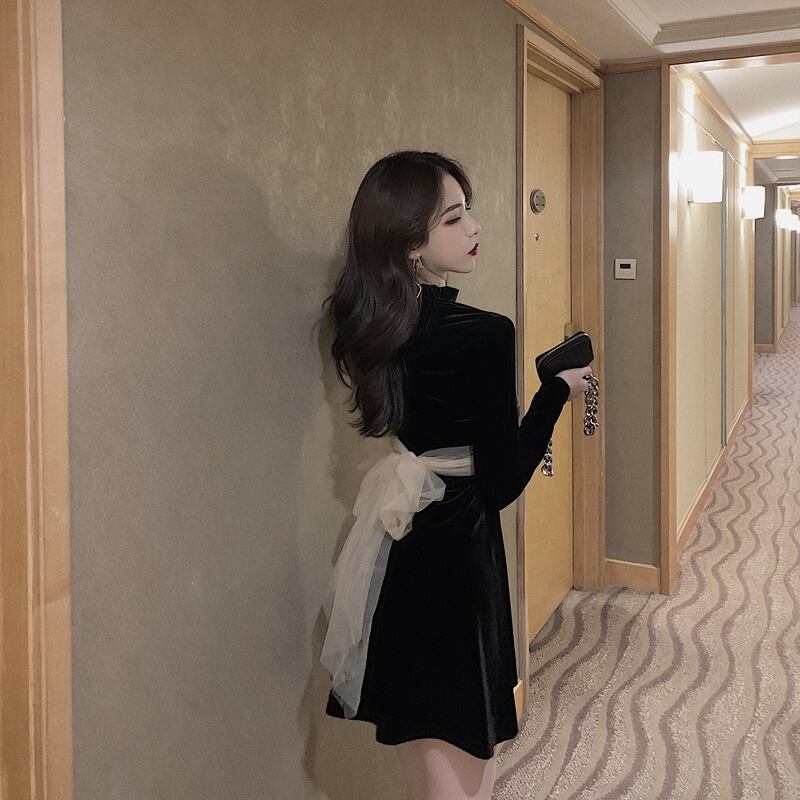 【dress】透かし彫り切り替えワンピース