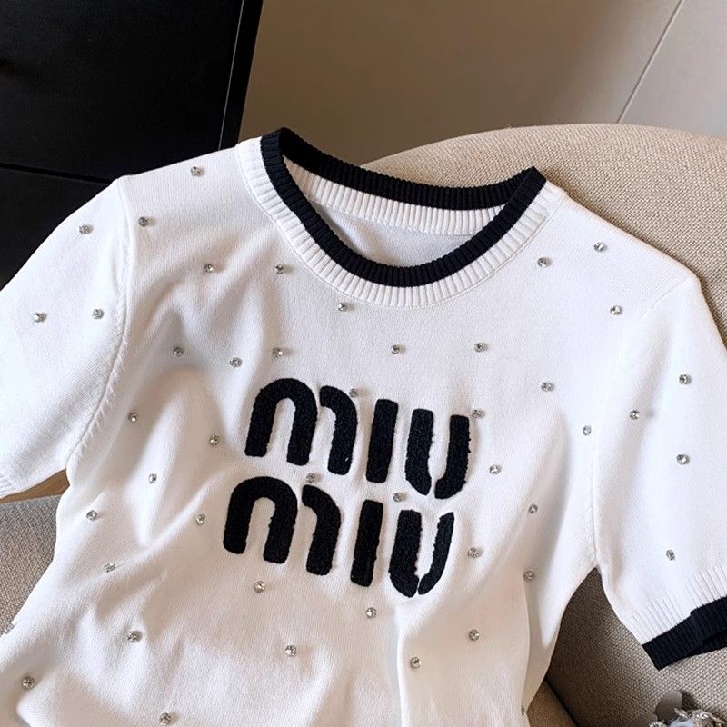 【Tops】 ビーズクルーネックTシャツ T01468