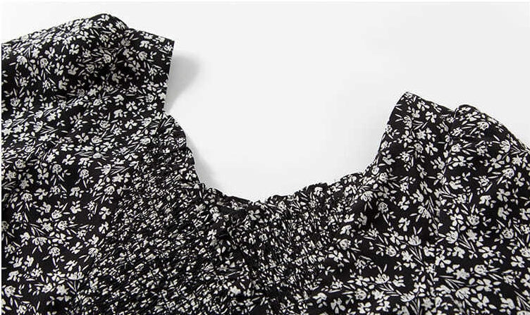 【Tops】花柄パフスリーブブラウス T0710