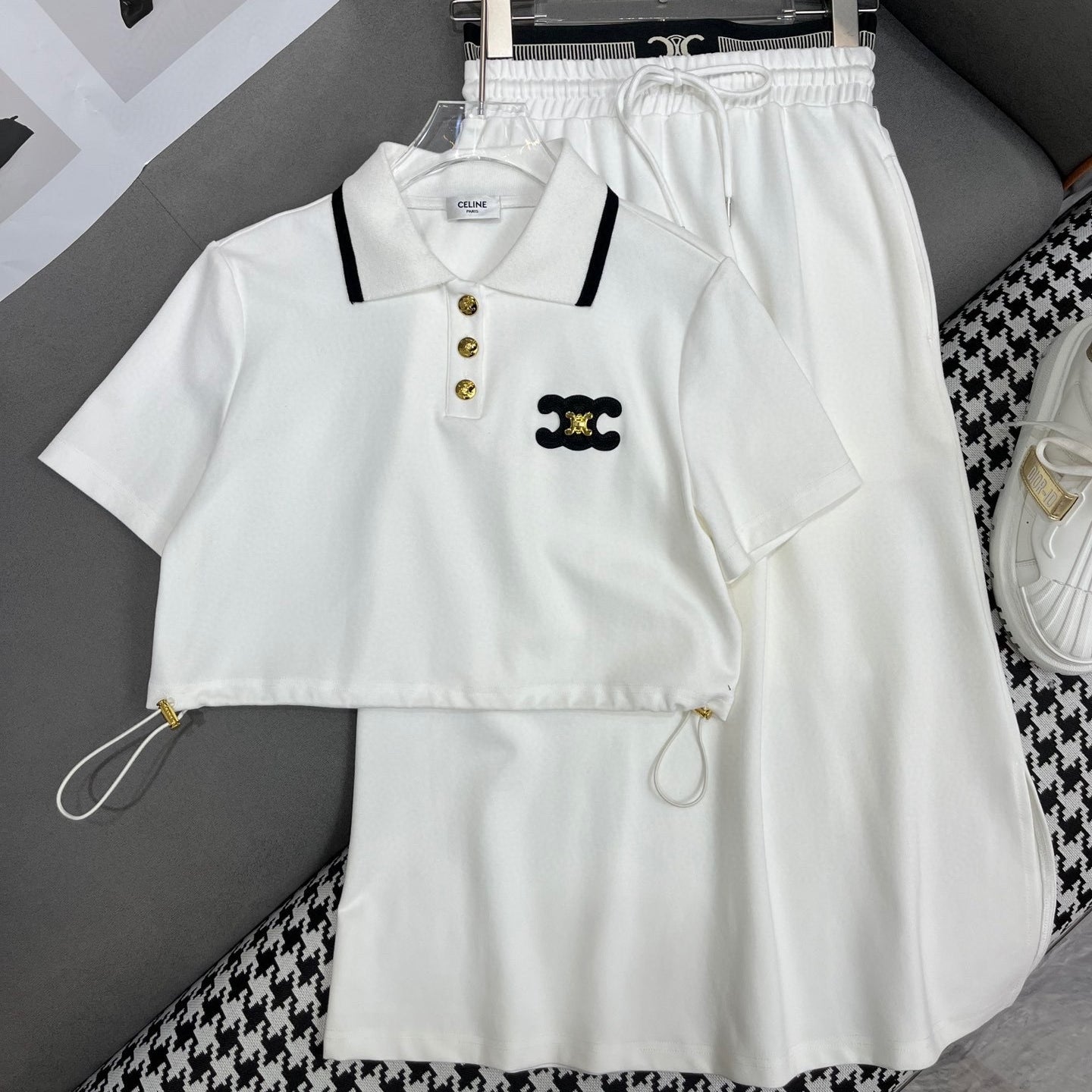 【Set】気質2点セット Tシャツ+スカート T0490