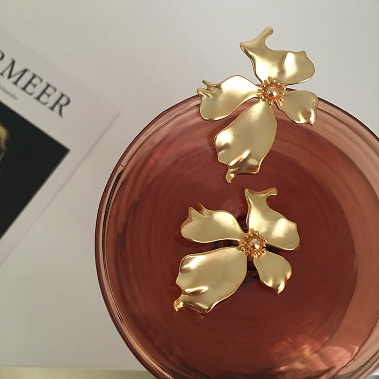 【雑貨】花柄イヤリング T0757