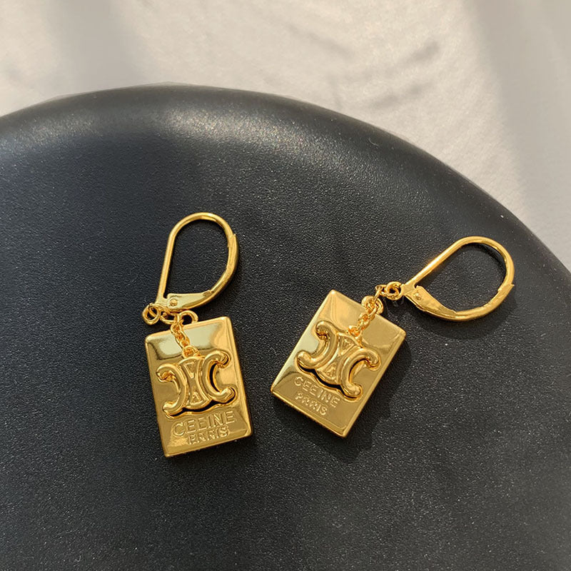 【雑貨】埋め込み型デザインピアス T0727