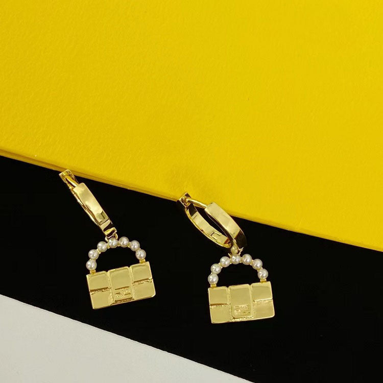 【雑貨】デザインアクセサリー T0786