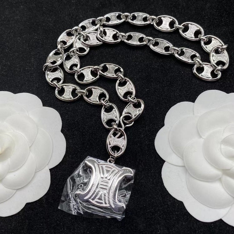 【雑貨】人気ネックレス2色展開 T0797