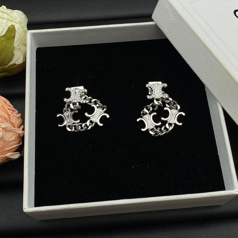 【雑貨】2色展開デザインイヤリング T0792