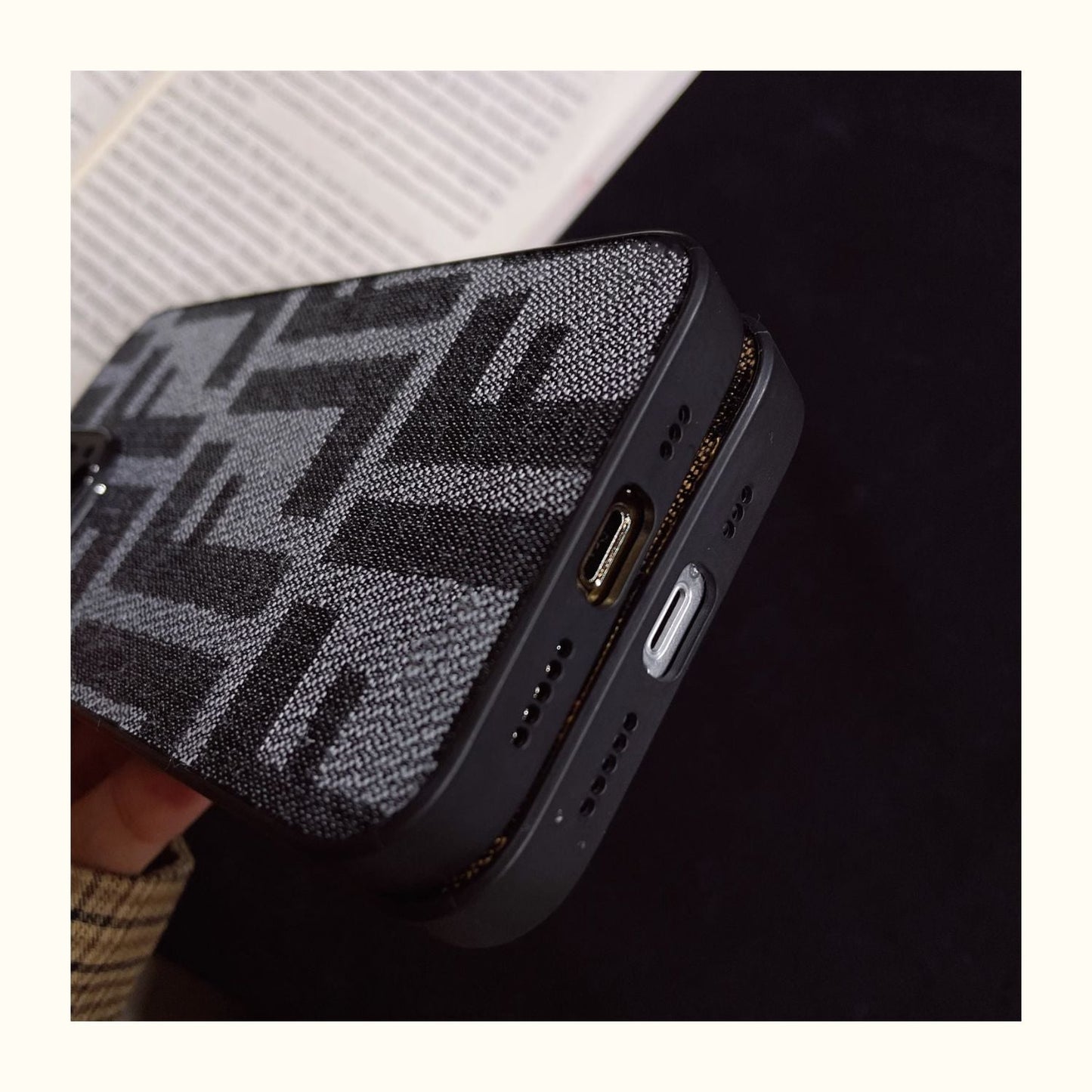 【雑貨】人気スマホケース T0444