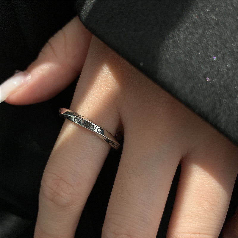 【雑貨】 メビウス英語のグラフィティリング T0860