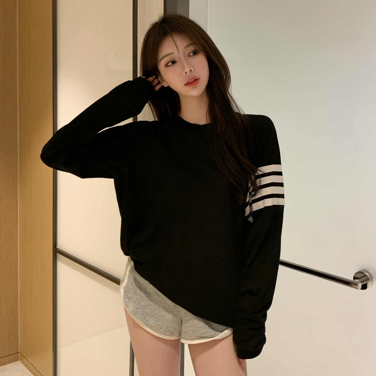 【Tops】4色展開Tシャツ T01012