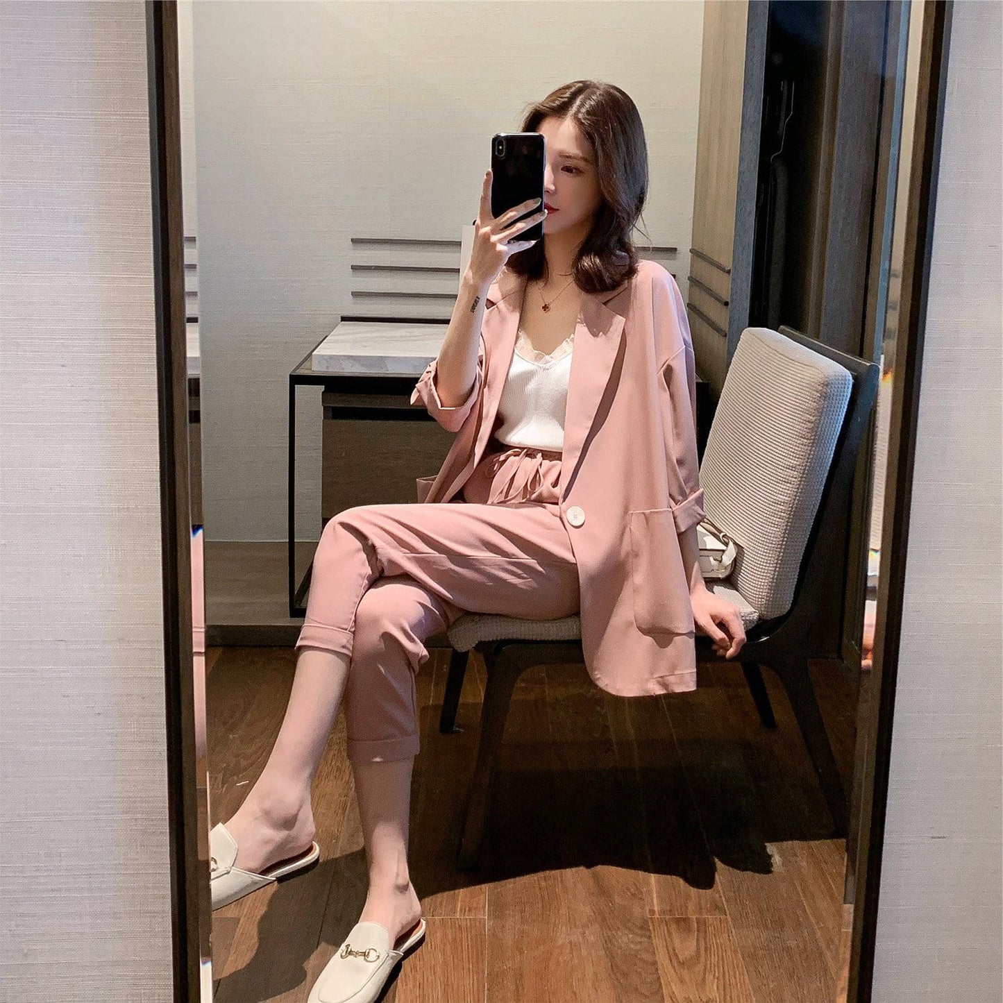 【Set】大活躍間違いなし!レディースファッション無地通勤2点セットテーラードジャケット+パンツR-0342