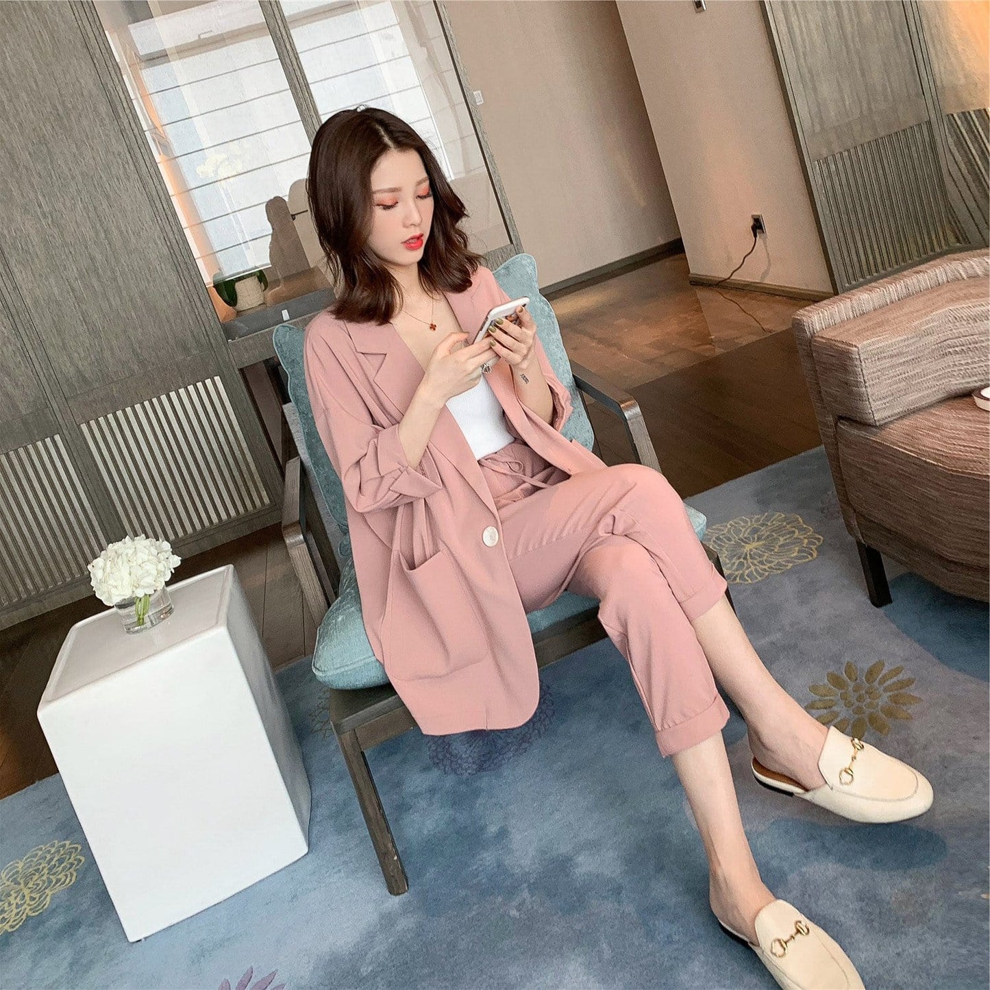 【Set】大活躍間違いなし!レディースファッション無地通勤2点セットテーラードジャケット+パンツR-0342