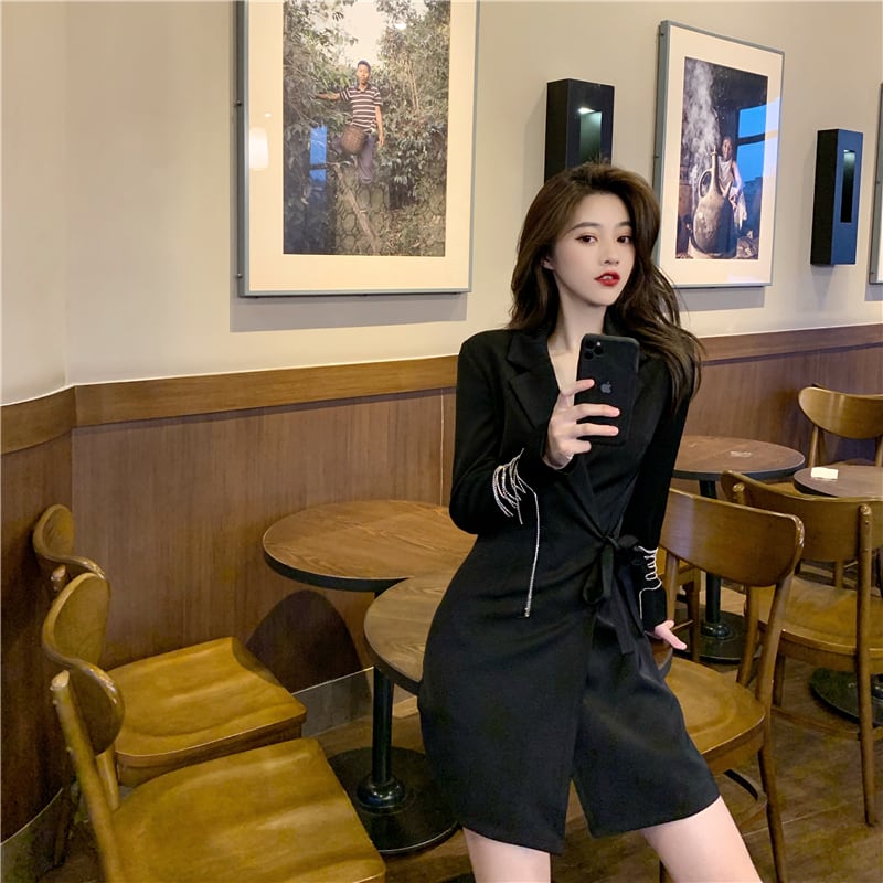 【dress】美人度アップ韓国系超人気切り替えスーツネックドローストリングAライン