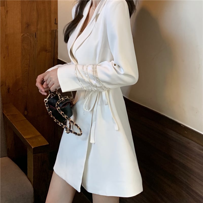 【dress】美人度アップ韓国系超人気切り替えスーツネックドローストリングAライン