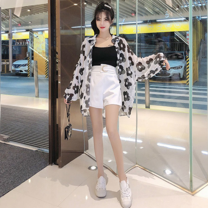 【Set】新作アイテム~紫外線対策UVカット花柄シャツ + キャミソール + ショートパンツ大人可愛い3点セット Z-2881