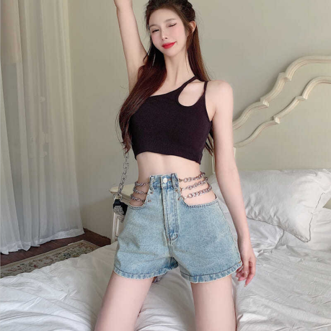 【Bottoms】韓国系ins風チェーン付きウエスト透かし彫り着瘦せショートパンツ Z-3804