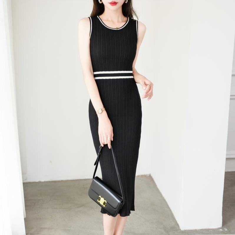 【Dress】2色展開~フェミニン配色Aライン夏ニットワンピース Z-5499