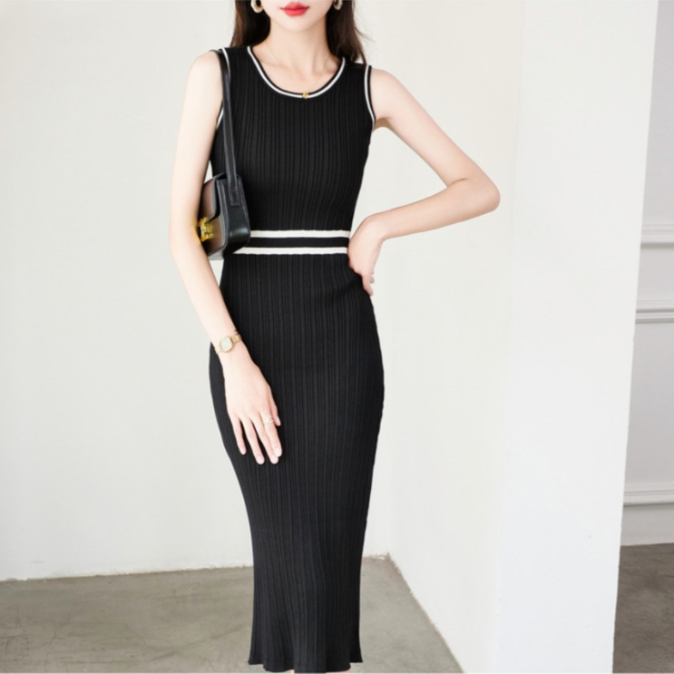【Dress】2色展開~フェミニン配色Aライン夏ニットワンピース Z-5499