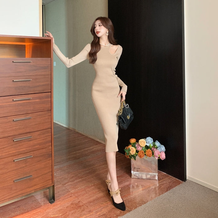 【Dress】透かし彫りフェミニンワンピース Z-6217