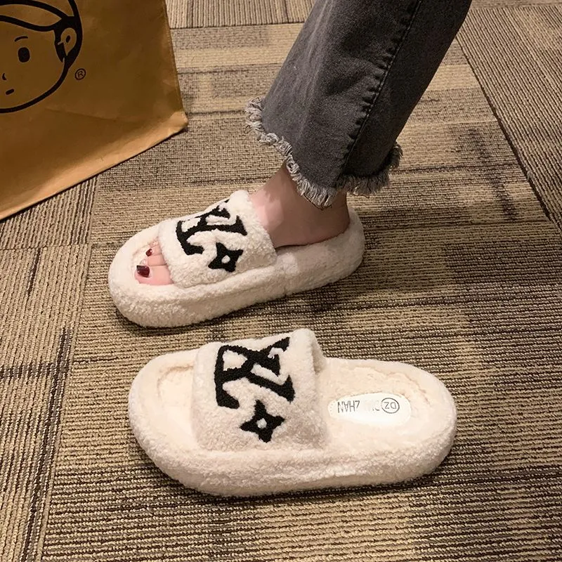 【Shoes】新入荷~疲れない厚底ラムウールスリッパ Z-6485