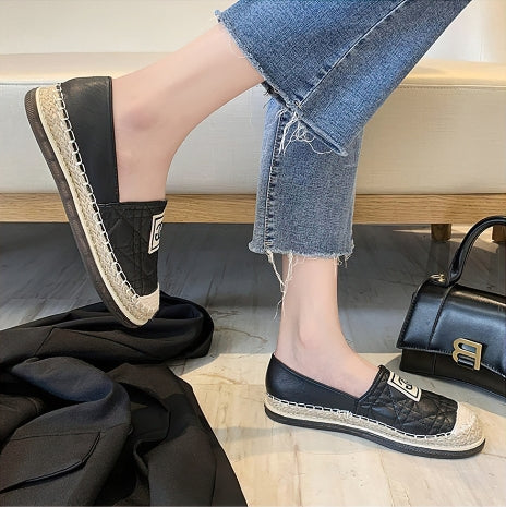 【Shoes】新入荷~2色フラットシューズ W10105