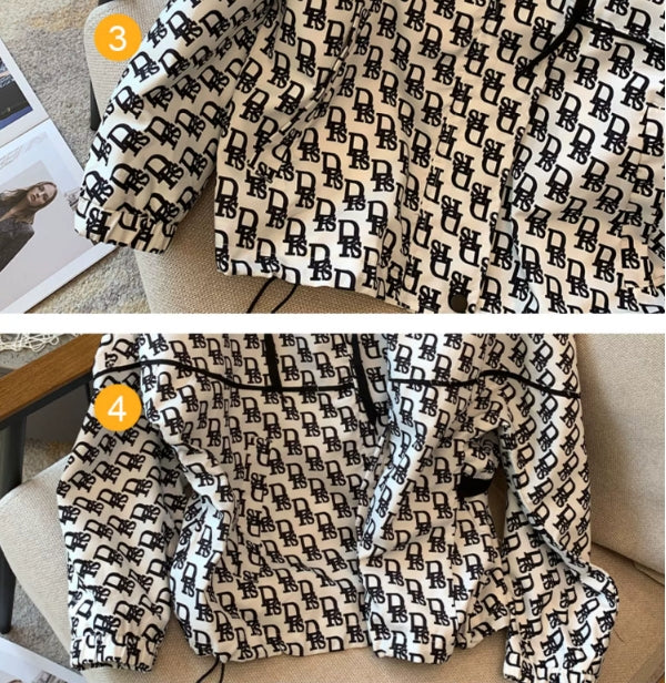 【Outer】プリントトレンチコート W10750