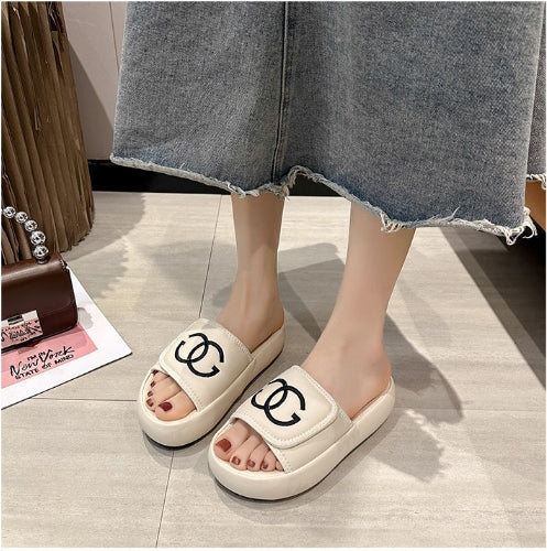 【Shoes】スリッパ滑り止め効果抜群サンダル W11103