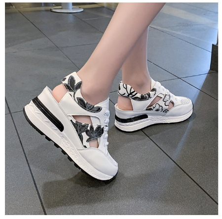 【Shoes】透かし彫りスニーカー W11547