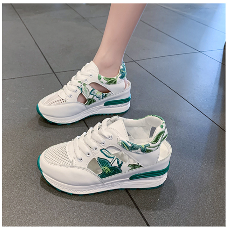 【Shoes】透かし彫りスニーカー W11547