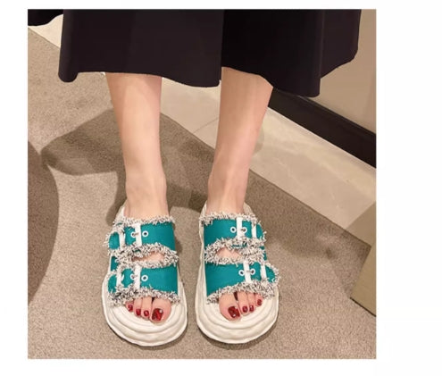 【Shoes】新入荷~厚底スリッパサンダル W11750