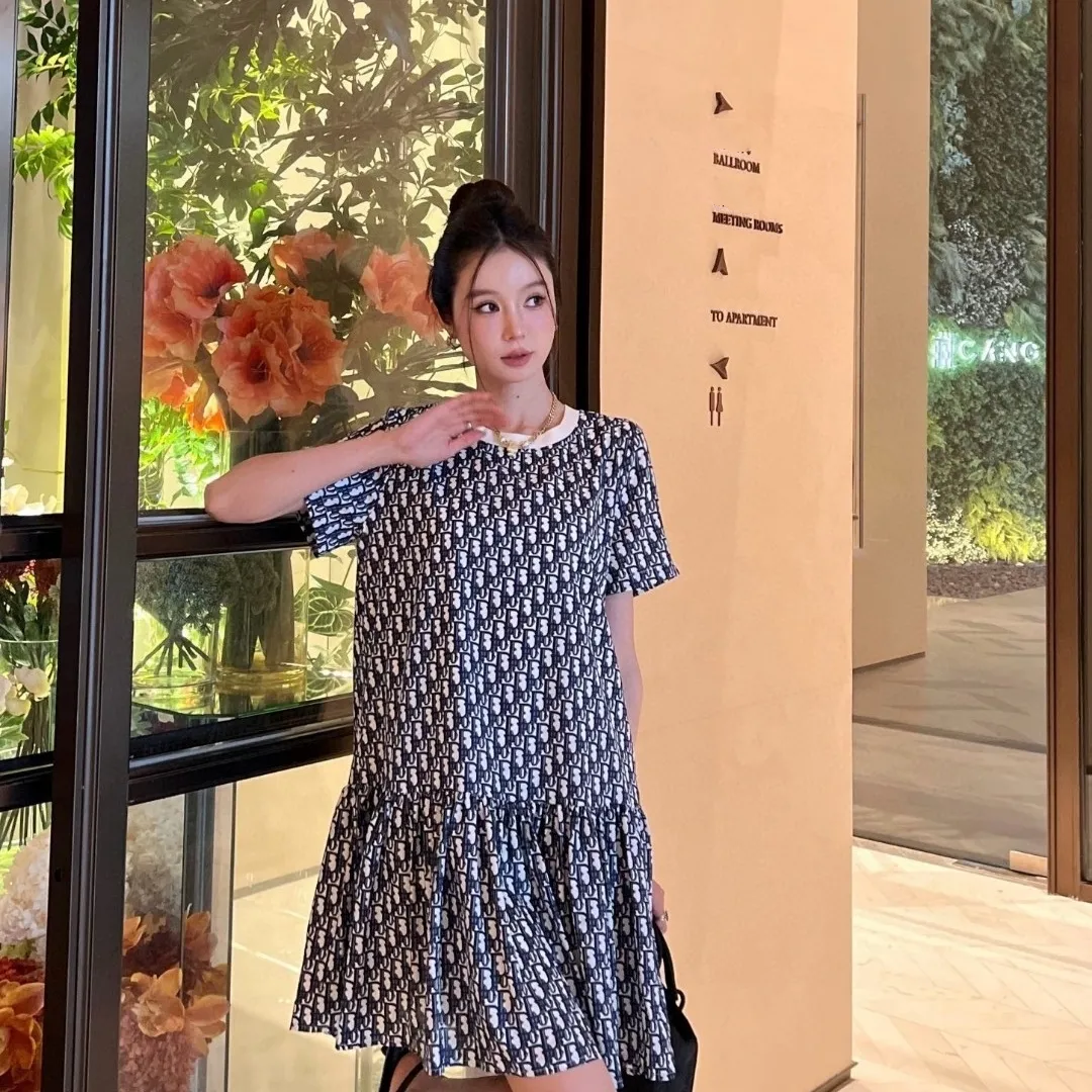 【Dress】きれいめ半袖デートワンピース Z6757