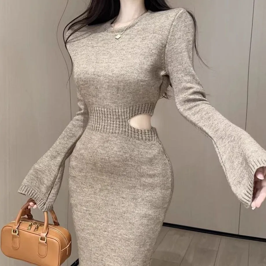 【Dress】透かし彫りニットワンピース Z7096