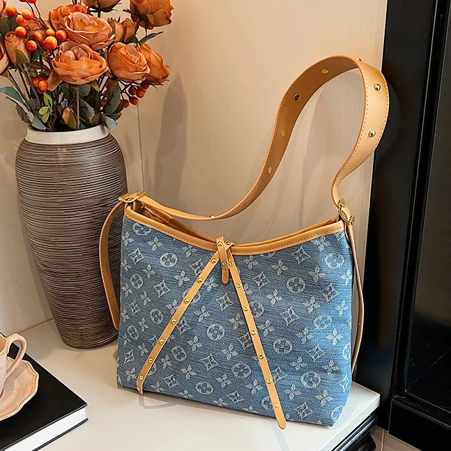 【雑貨】人気デニムバッグ Z7224