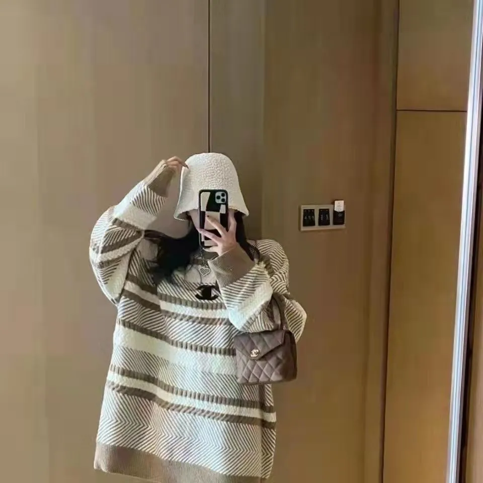 【Tops】3色展開ボーダー柄ニット Z7286