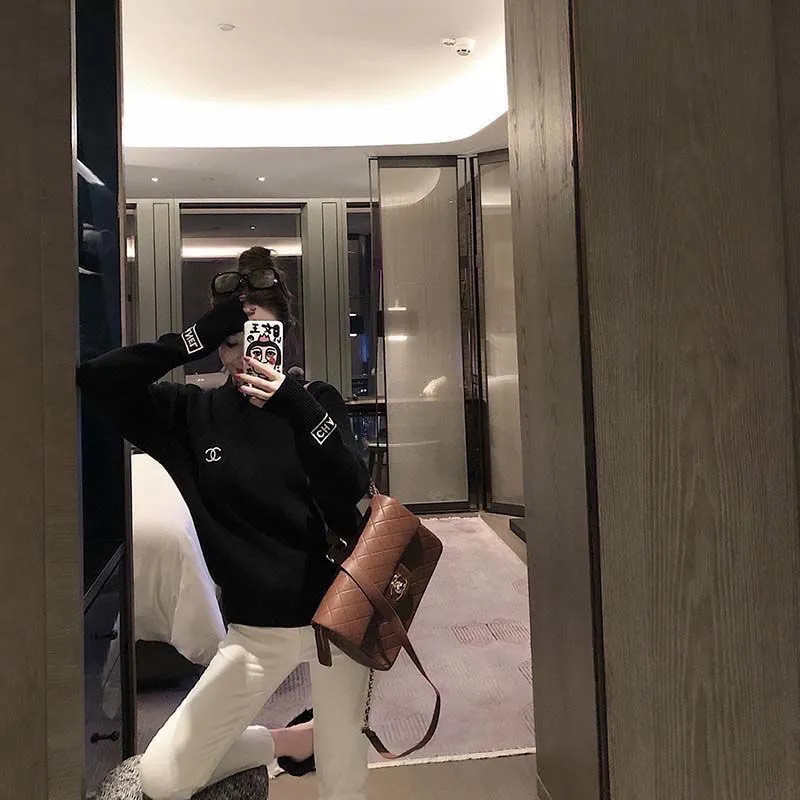 【Tops】英文字ニットセーター Z7325