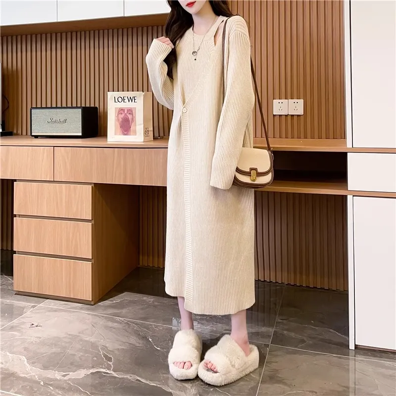 【Dress】きれいめ無地ワンピース Z7403
