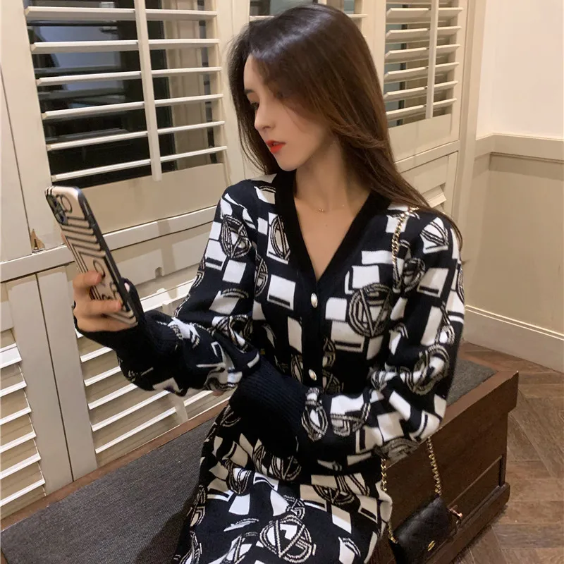 【Set】カーデ+スカート セットアップ  Z7415