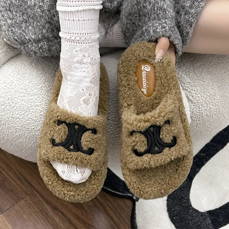 【Shoes】人気ラムウールスリッパ3色 Z7543