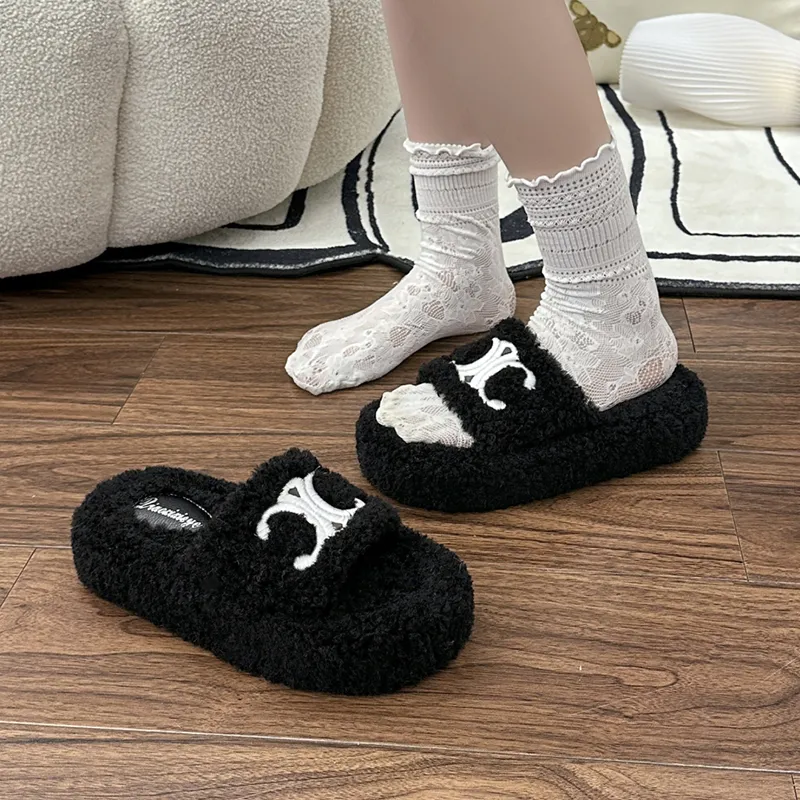 【Shoes】人気ラムウールスリッパ3色 Z7543