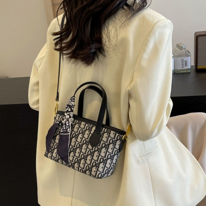 【雑貨】2way高級感ショルダーバッグ Z7732