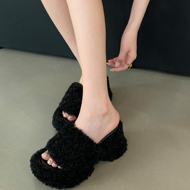 【Shoes】高見えファースリッパ Z8059