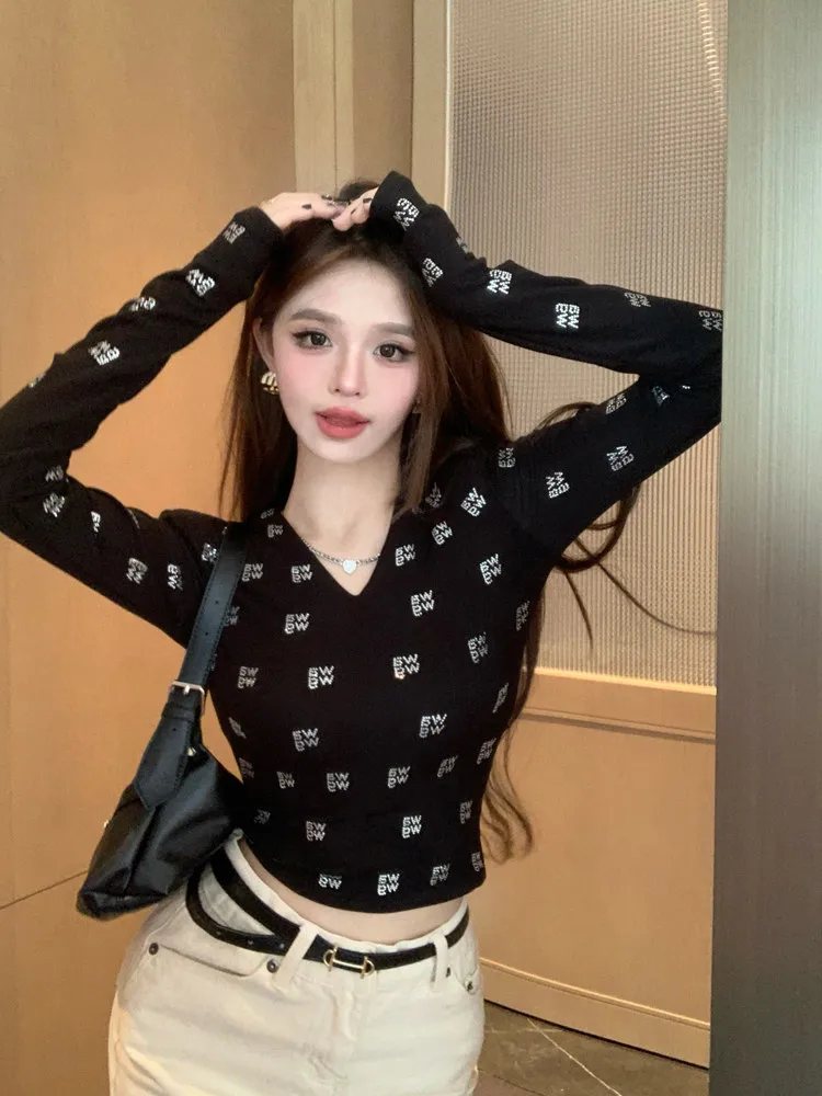 【Tops】VネックフェミニンTシャツ Z8246