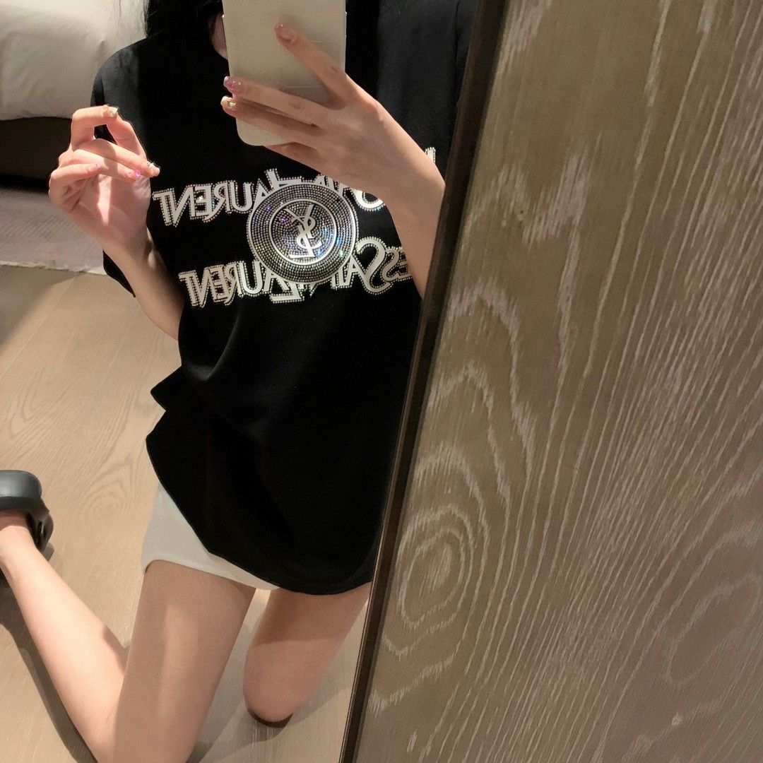 【Tops】ラインストーンTシャツ T01624