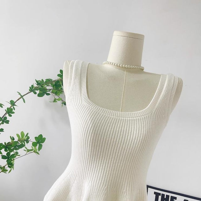 【Tops】ペプラムタンクトップ W11774