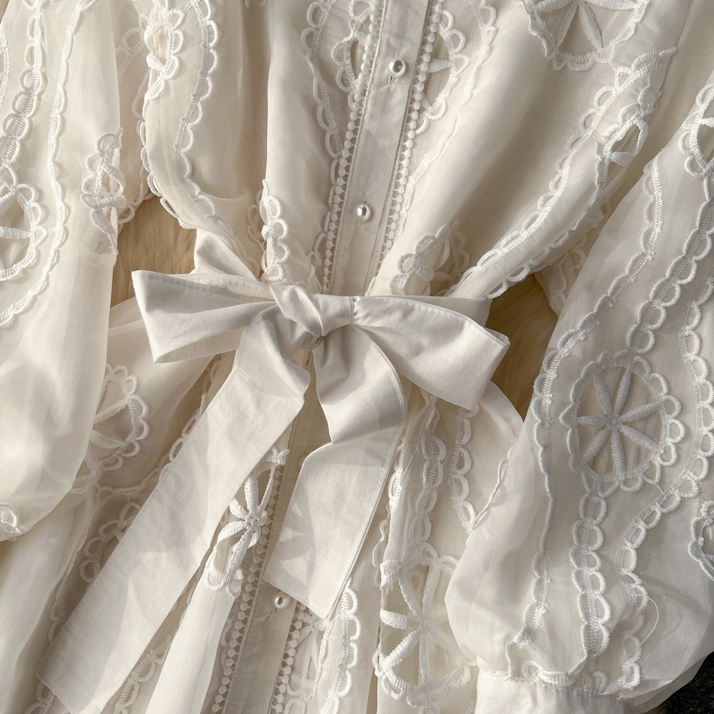 【Dress】透かし彫りシャツワンピース W14439
