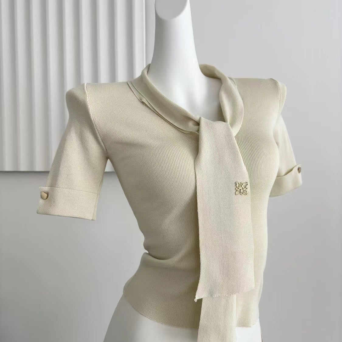 【Tops】デザイン感ニット半袖 W12692