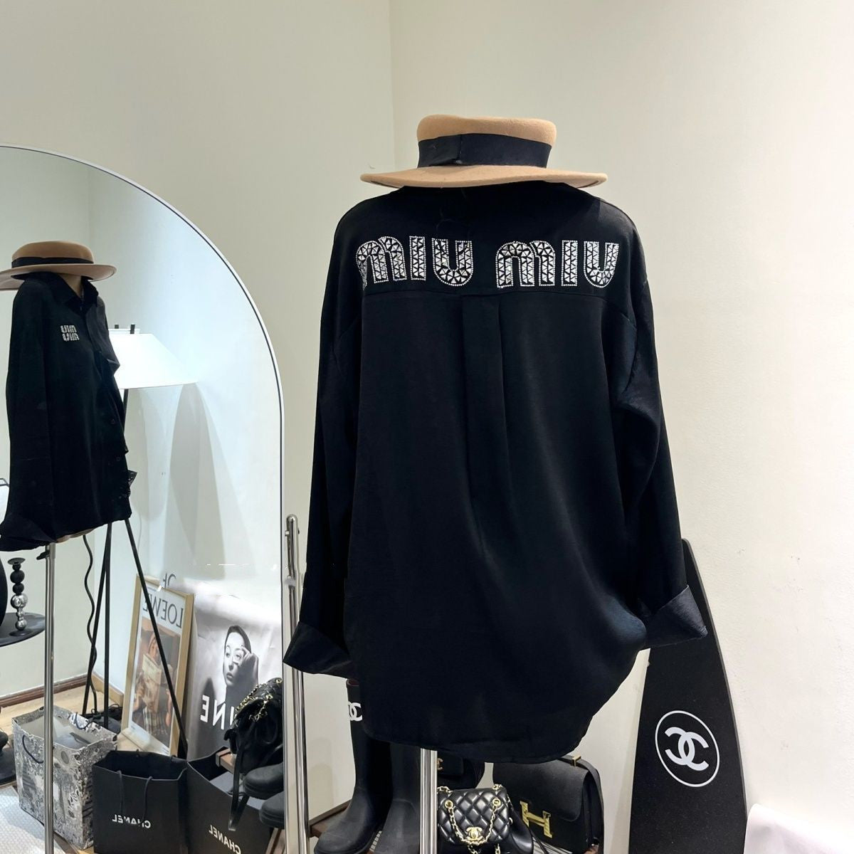 【Tops】高級感ダイヤモンドシャツ W14710