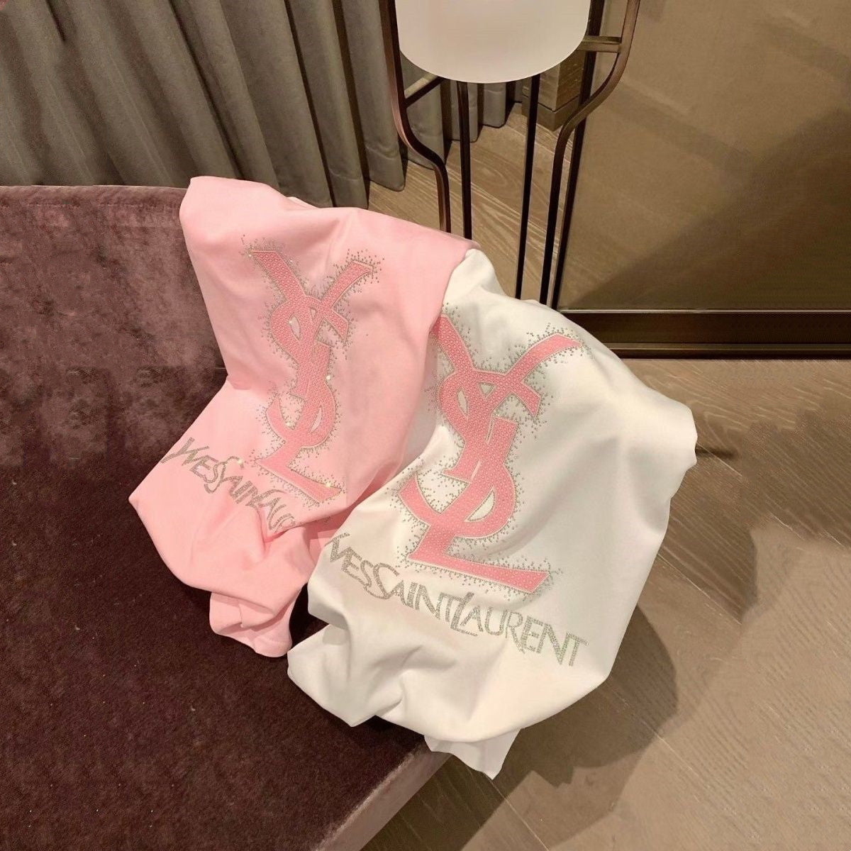 【Tops】2色展開ゆったりTシャツ W12709