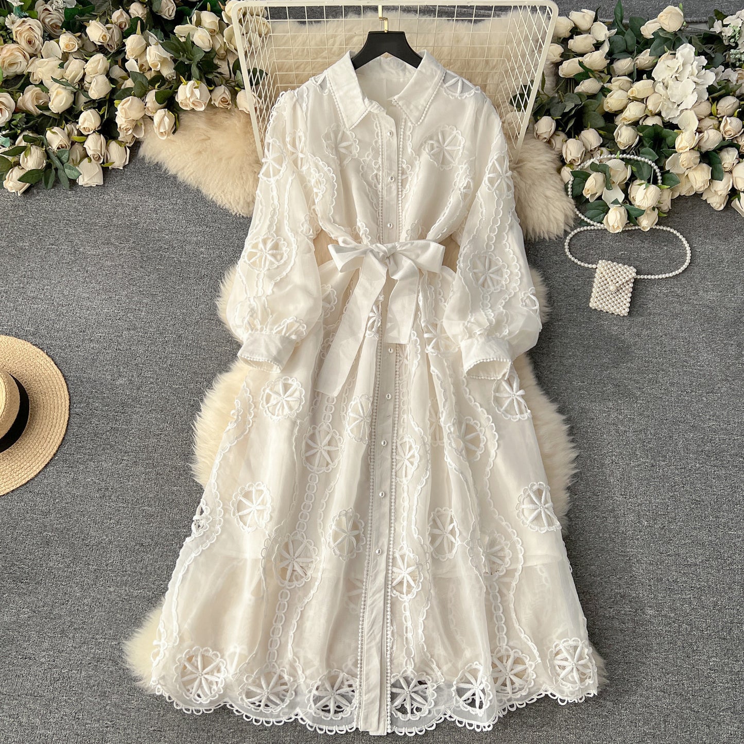 【Dress】透かし彫りシャツワンピース W14439