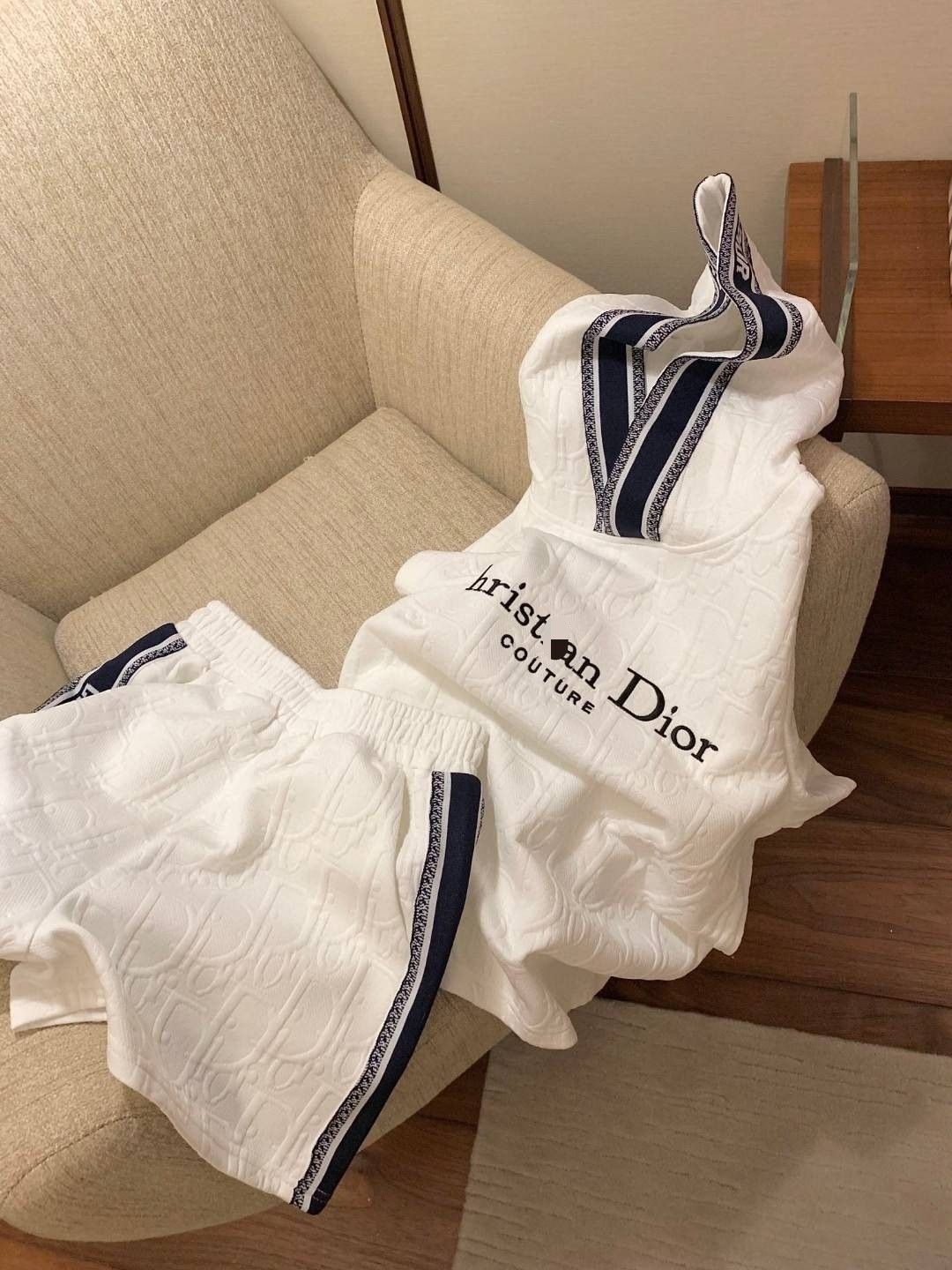 【Set】セットアップ Tシャツ + パンツ    W12242