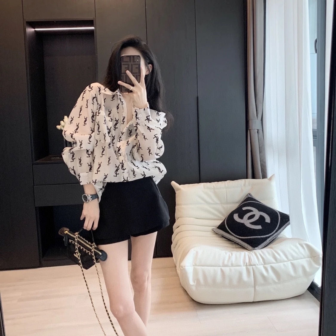 【Tops】レターロゴ シフォンシャツ T01530
